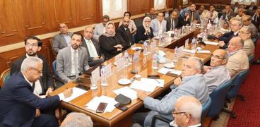 اجتماع هيئة التنمية الصناعية مع جمعية رجال أعمال الإسكندرية