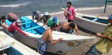 انقاذ 7 من الغرق بمصيف رأس البر