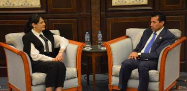 "صبحي" يلتقي وزيرة الشباب التونسية
