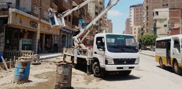 حملات لنظافة ورفع كفاءة الشوارع والإنارة العامة في كفر الشيخ