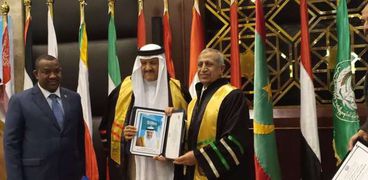 الأمير سلطان بن سلمان بن عبد العزيز آل سعود يشيد بجهود الرئيس عبد الفت