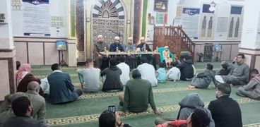 خلال فعاليات اللقاء الديني في مسجد مطروح