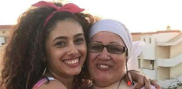ريم أحمد ووالدتها فاتن الراعي