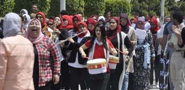 عروض طلاب جامعة القناة احتفلا بذكرى سيناء