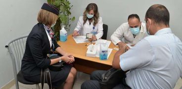 «مصر للطيران»: نستهدف تطعيم 60 ألف من العاملين في القطاع بلقاح كورونا