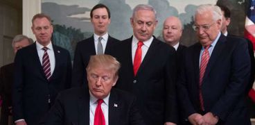 الرئيس الأمريكي ترامب في حضور رئيس الوزراء الإسرائيلي