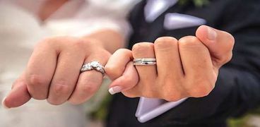 تقرير عن الفرق بين فسخ عقد الزواج والطلاق