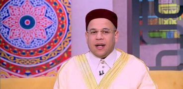 الدكتور أسامة قابيل، من علماء الأزهر الشريف، وكيل المشيخة العامة للطرق الصوفية