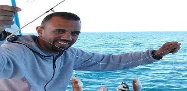 صالح محمد مهندس يهوى الصيد