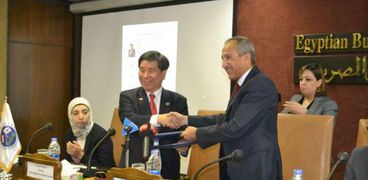 فعاليات توقيع برتكول تعاون بين رجال الاعمال والتنمية الكورية