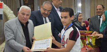تكريم الفائزين في مسابقة تعليم الإسكندرية