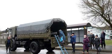 الحدود الروسية الأوكرانية تشهد عمليات إجلاء واسعة للمدنيين