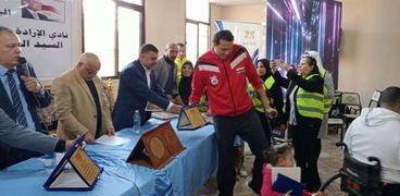 تكريم لاعبي منتخب مصر لكرة الطائرة جلوس بكفر الشيخ