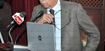 الدكتور محمد غنيم