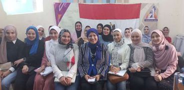 ورشة فنية لتعليم 50 فتاة أشغال المعادن لفرع المجلس قومي المرأة بكفر الشيخ