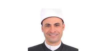 الدكتور هشام عبد العزيز رئيس القطاع الديني