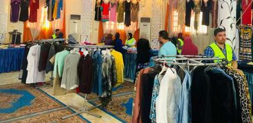 معرض خيري لتوزيع ملابس جديدة بالمجان بالدقهلية