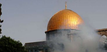 يتعرض المسجد الأقصى لانتهاكات متكررة من العدو الصهيوني