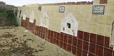 المقابر الاستثمارية أحد مظاهر الاعتداء على الأراضى الزراعية بدمياط