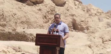وزير الآثار يعلن عن إكتشاف مقبرة المشرف على علال الملك
