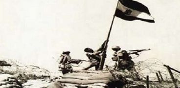 في ذكرى تحرير سيناء ورفع العلم على أراضيها