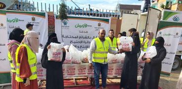 توزيع 1000 كيلو لحوم و250 بطانية للأسر الأولى بالرعاية بكفر الشيخ
