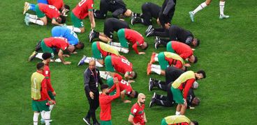 سجدة المنتخب المغربي عقب خروجه من كأس العالم