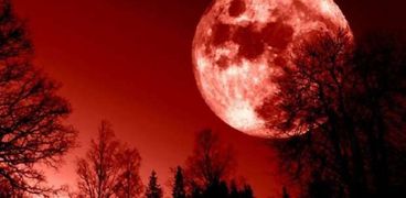 العالم يستعد لـ"القمر الدموي"