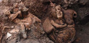 اكتشاف 3 تماثيل في قلعة تركية
