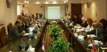 اجتماع لجنة حصر مصادر التلوث بفرع رشيد