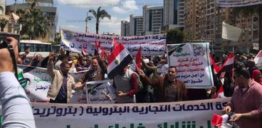 مسيرة حاشدة لـ"شركات الإسكندرية" لتأييد التعديلات الدستورية