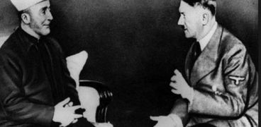 الحاج أمين الحسيني والزعيم الألماني "هتلر"