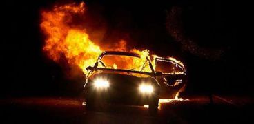 حريق بسيارة ملاكي - أرشيفية