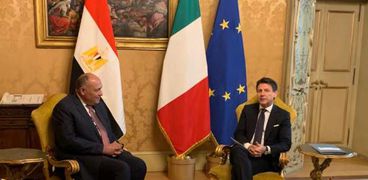 رئيس وزراء إيطاليا يستقبل سامح شكري