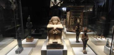 القطع الأثرية المعروضة بمتحف كفر الشيخ