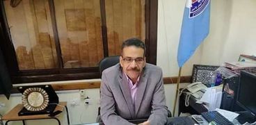 هشام منير عبد الغني وكيل وزارة التربية والتعليم بالبحر الأحمر