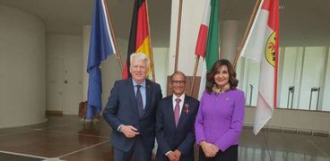 وزيرة الهجرة تشارك في احتفالية منح  هاني عازر وسام الاستحقاق بالمانيا