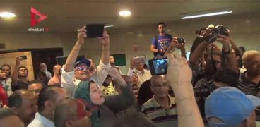 بالفيديو| "زغاريد" بمجلس الدولة بعد إحالة "النقابات المستقلة" لـ"الدستورية"
