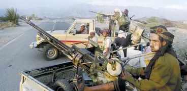 مسلحو القبائل اليمنية الداعمة للرئيس «هادى» فى حالة تأهب «أ.ف.ب»