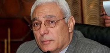 الدكتور أسامة العبد رئيس اللجنة الدنية بمجلس النواب