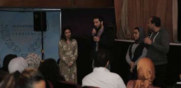 مخرج "تشرد" بعد عرضه ب "الإسكندرية للفيلم القصير": صورت الفيلم في 24 ساعة