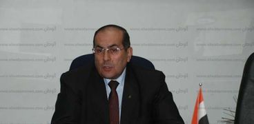 الدكتور أيمن عبدالمنعم، محافظ سوهاج
