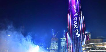 إضاءة برج خليفة بشعار اكسبو 2020