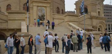 وفد اليونان وقبرص يزور منطقة مجمع الأديان بمصر القديمة