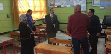 محافظ كفر الشيخ يزور  مدرسة الشهيد السيد حشيش الابتدائية