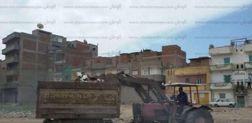 رفع 12 طن مخلفات قمامة من قرى دمنهور