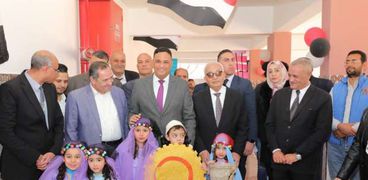 خلال افتتاح وزير التربية والتعليم ومحافظ الدقهلية عدد من المدارس