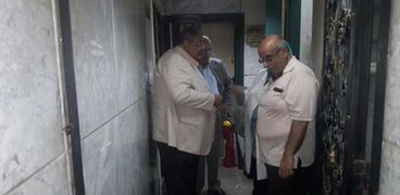 رئيس شركة الصرف الصحى يتفقد شبكات مستشفى منشية البكرى