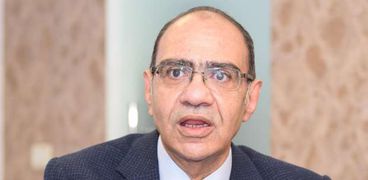 الدكتور حسام حسني، رئيس اللجنة العلمية لمكافحة فيروس كورونا المستجد «كوفيد19»