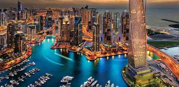 "التاكسي الطائر و ماكينات الذهب".. 10 أشياء مبتكرة في "كوكب الإمارات"